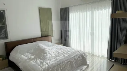Villa con piscina de 3 habitaciones y 3 baños en alquiler en Kathu