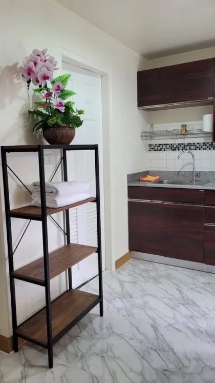 Apartamento Esquinero de 1 Habitación en PLUS 2 CONDO en Renta en Kathu