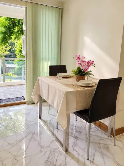 Apartamento Esquinero de 1 Habitación en PLUS 2 CONDO en Renta en Kathu