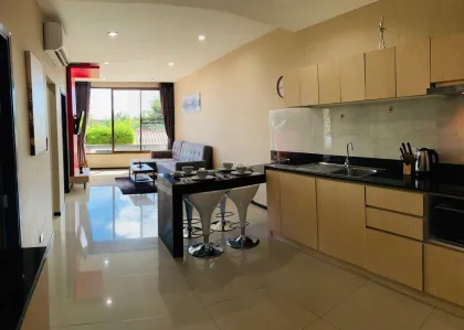 Appartement 2 chambres à louer à Nai Harn
