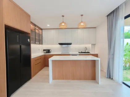 BAANSUAN Neramit5 Pa Klok 4-Zimmer-Villa zur Miete