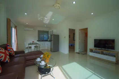 Просторная вилла с 2 спальнями и бассейном в тихом Чалонге