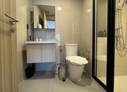 THE BASE Cherngtalay – Moderne 1-Zimmer-Wohnung 35m2 mit Bergblick