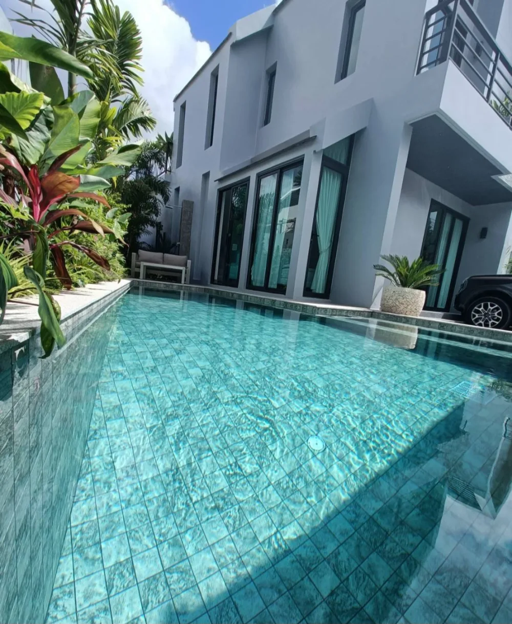 Villa 2 Chambres avec Piscine Privée à Louer à Thalang, Phuket