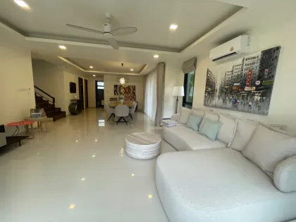 Villa Laguna Park 1 con 5 dormitorios y 5 baños en alquiler