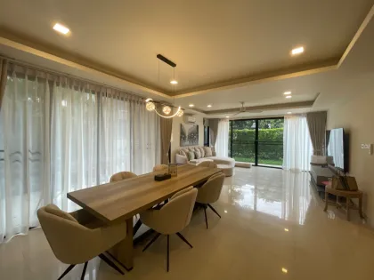 Villa Laguna Park 1 con 5 dormitorios y 5 baños en alquiler