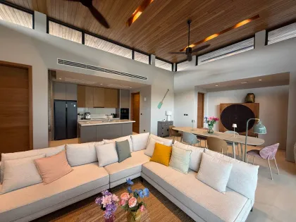 วิลล่าหรูทันสมัยพร้อมสระว่ายน้ำให้เช่า | Botanica Modern Loft II, ภูเก็ต