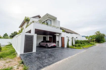 Villa de luxe 4 chambres avec piscine à louer | Blue Tree Phuket