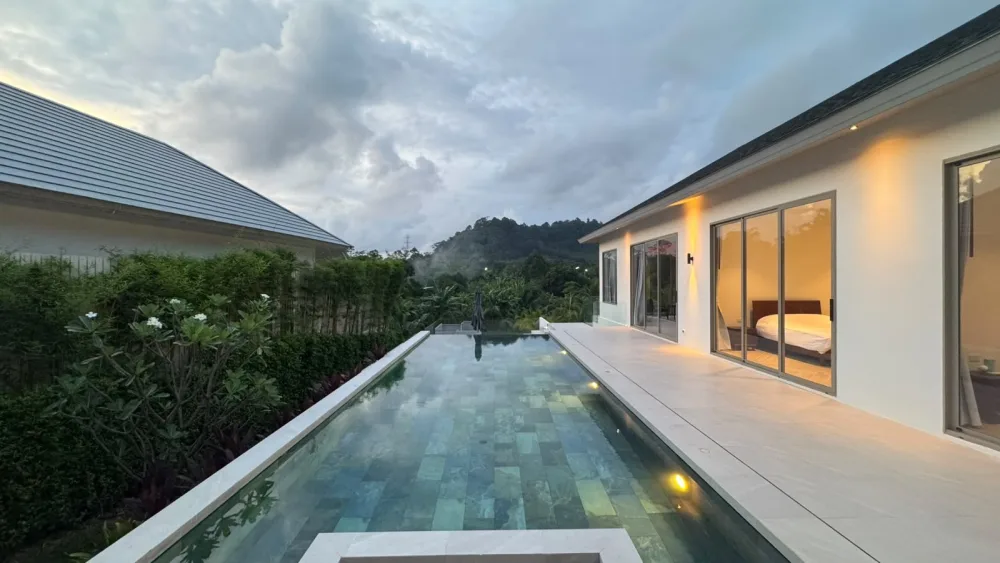 Villa de luxe avec piscine à louer et à vendre | Si Sunthon, Phuket