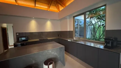 Luxus-Poolvilla zu vermieten und zu verkaufen | Si Sunthon, Phuket