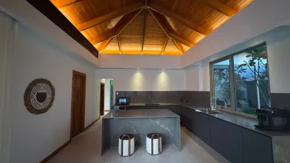 Luxus-Poolvilla zu vermieten und zu verkaufen | Si Sunthon, Phuket