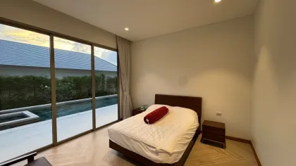 Luxus-Poolvilla zu vermieten und zu verkaufen | Si Sunthon, Phuket