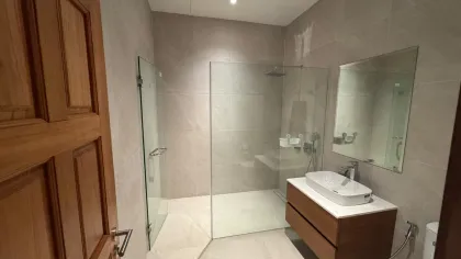 Luxus-Poolvilla zu vermieten und zu verkaufen | Si Sunthon, Phuket