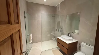 Luxus-Poolvilla zu vermieten und zu verkaufen | Si Sunthon, Phuket