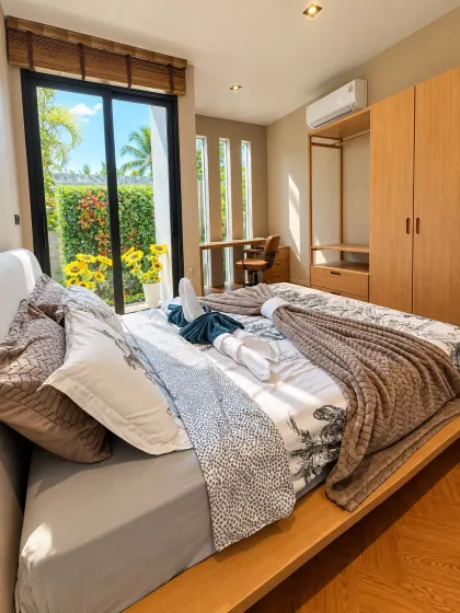 Luxus 4-Schlafzimmer-Poolvilla zur Miete in Suksan Fusion, Rawai