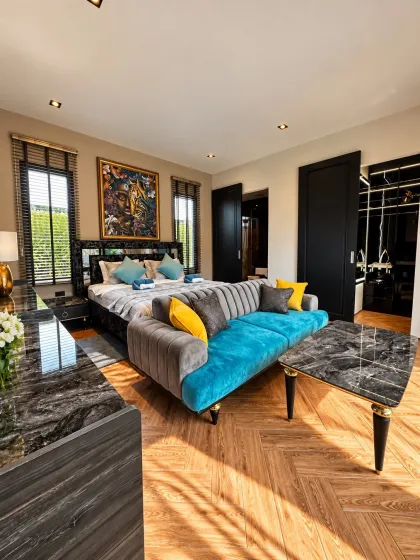 Luxus 4-Schlafzimmer-Poolvilla zur Miete in Suksan Fusion, Rawai