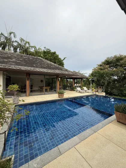 วิลล่าหรู 5 ห้องนอน พร้อมสระว่ายน้ำ ให้เช่าและขาย | ราไว