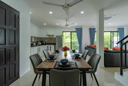 Villa con piscina y vista al valle de 3 habitaciones, Chalong