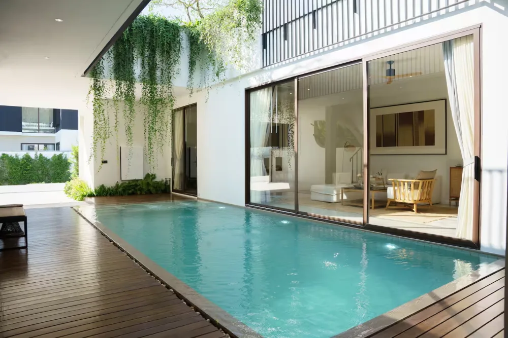 Villa de lujo nueva con 4 dormitorios en Cherng Talay