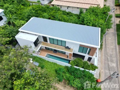 Villa moderna de 3 dormitorios en alquiler en Rawai