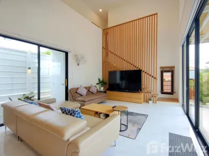 Villa moderna de 3 dormitorios en alquiler en Rawai
