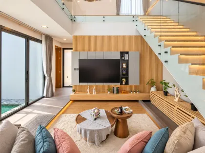 Villa moderne de luxe avec piscine à louer à Chalong
