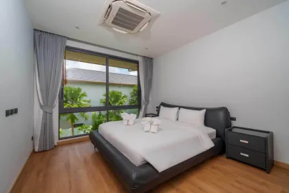 Luxury 5-Bedroom Villa for Rent in Mouana Grande Koh Kaew