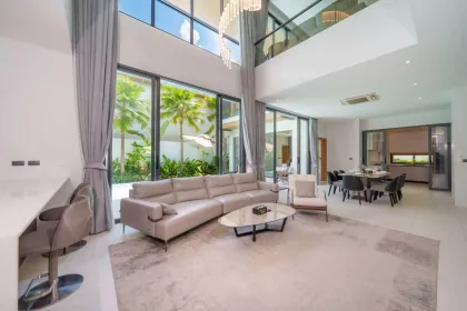 Luxury 5-Bedroom Villa for Rent in Mouana Grande Koh Kaew