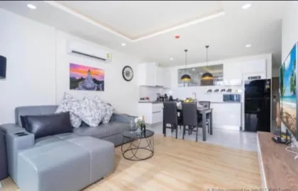 อพาร์ตเมนต์ 2 ห้องนอน วิวภูเขา ที่ราไวย์