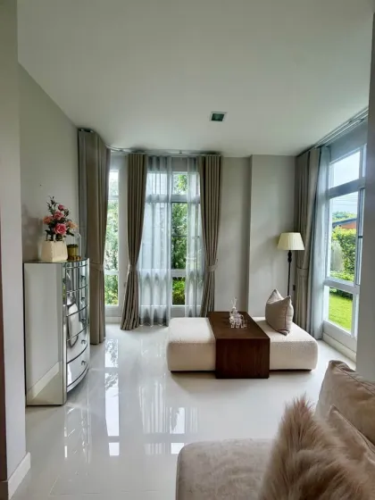 Luxuriöse Gartenvilla zur Miete in Rassada, Phuket