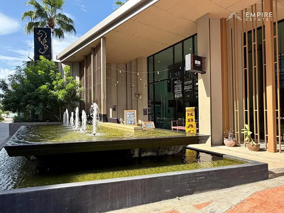 Moderne 1-Zimmer-Wohnung zum Verkauf in Surin, Phuket