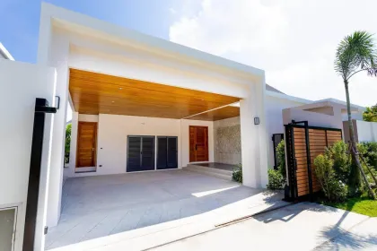 Роскошная вилла с 4 спальнями и бассейном в The Breeze Villas, Пхукет
