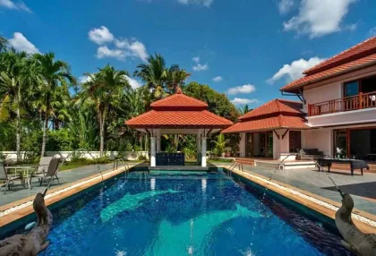 Роскошная вилла с 4 спальнями и бассейном в Laguna Homes, Пхукет