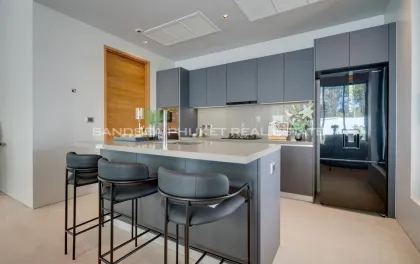 Вилла Botanica Modern Loft на углу, 3 спальни, 3 ванные, Таланг
