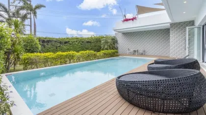 Moderne 4-Zimmer-Einzelpoolvilla in Pasak, Cherng Talay
