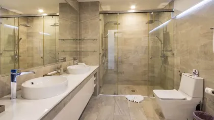 Moderne 4-Zimmer-Einzelpoolvilla in Pasak, Cherng Talay