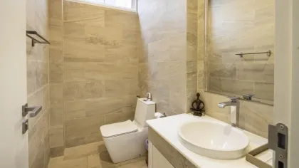 Moderne 4-Zimmer-Einzelpoolvilla in Pasak, Cherng Talay