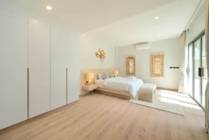 Stylish 3-Bedroom Pool Villa with Sea & Mountain View
