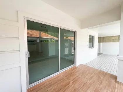 Отремонтированный таунхаус с 2 спальнями в Phanason Garden Home, Thalang