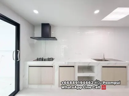 บ้านมุมชั้นเดียวตกแต่งใหม่ใน Phuket Villa California