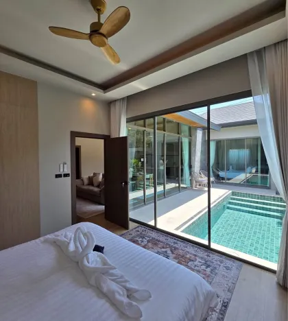 Villa neuve 4 chambres avec piscine à Rawai