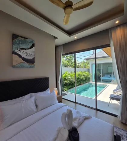 Villa neuve 4 chambres avec piscine à Rawai