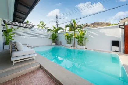 Villa con piscina de 6 habitaciones en la exclusiva zona de Bang Tao