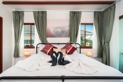 Villa con piscina de 6 habitaciones en la exclusiva zona de Bang Tao