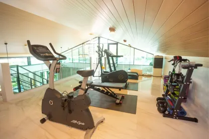 Luxury 4 Bedroom Villa with Pool in Nai Harn Baan Bua