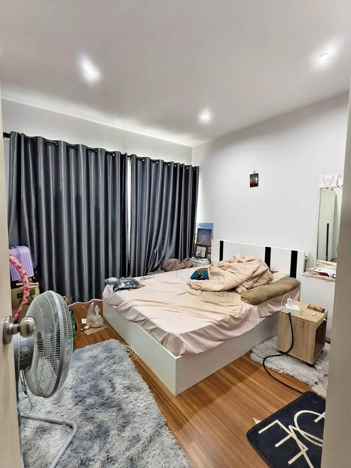บ้านทาวน์เฮ้าส์ 3 ห้องนอน 3 ห้องน้ำ ที่ Supalai Palm Spring, ถลาง