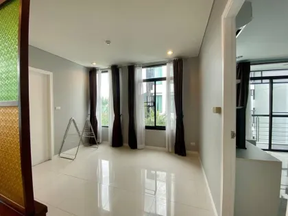 Кондо с иностранным правом собственности на 4 спальни в Kamala Regent