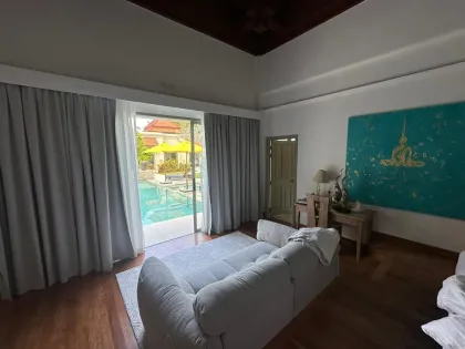 วิลล่าสุดหรู 6 ห้องนอน พร้อมสระว่ายน้ำ ในบางเทา ภูเก็ต