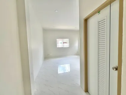 Отдельный дом с 3 спальнями и 2 ванными в Garden Place Village, Пхукет