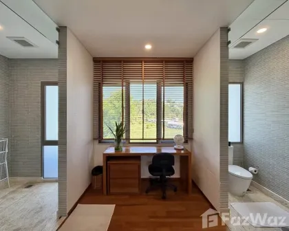 Роскошный пентхаус с видом на море в Baan Yamu Residences